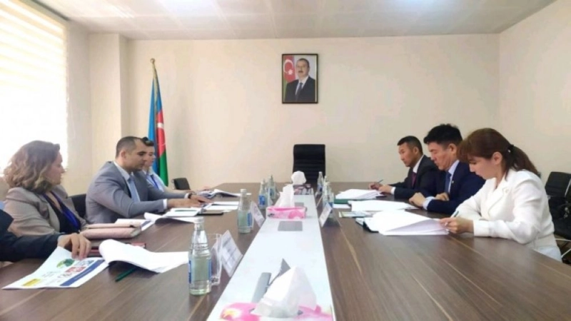 Director General of the Islamic Organization for Food Security visited AQTI laboratories