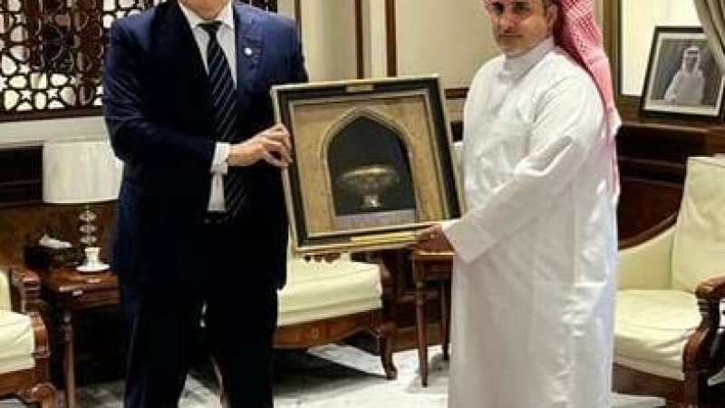 IOFS DG holds several meetings in Qatar