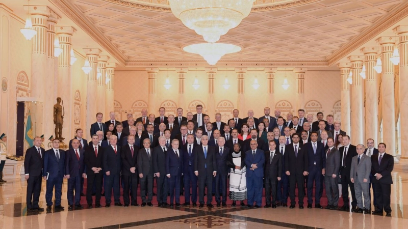 Le Président de la République du Kazakhstan rencontre les chefs de missions diplomatiques et d'organisations internationales, y compris l'OISA