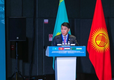 Directeur général de l'IOFS s'adresse à la première réunion des secrétaires des conseils de sécurité d'Asie centrale