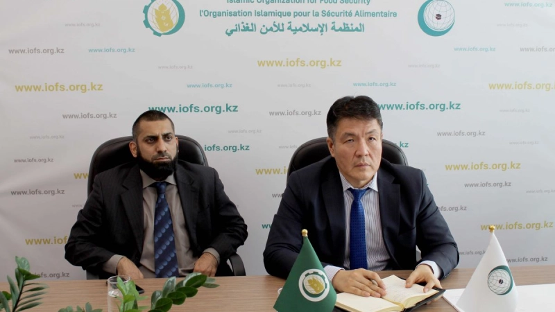 Director-General conducts an online meeting with Federal Minister for National Food Security and Research of Pakistan