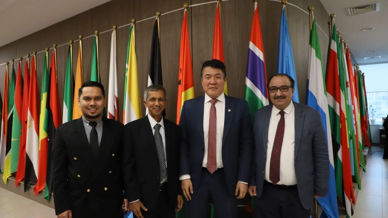 Perdana Dialogue Foundation discusses possible cooperation with IOFS