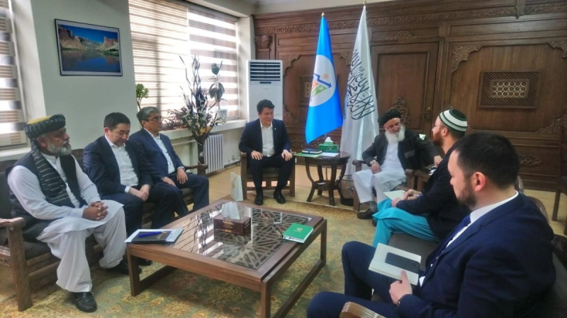 CONCLUANT SA VISITE HUMANITAIRE EN AFGHANISTAN, L'OISA RENCONTRE LES INSTITUTIONS FINANCIÈRES LOCALES