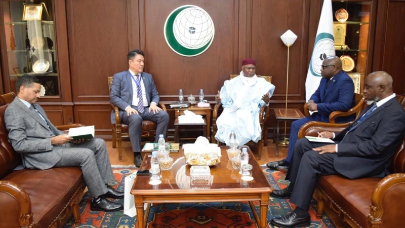 OIC Secretary General Assures of His Support to IOFS Activities